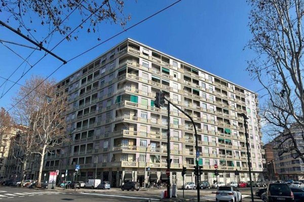 appartamento in vendita a Torino in zona Lingotto