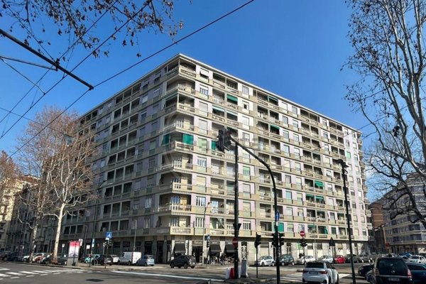 appartamento in vendita a Torino in zona Lingotto