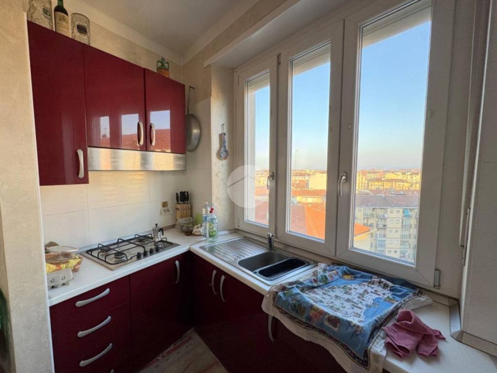appartamento in vendita a Torino in zona Borgata Vittoria