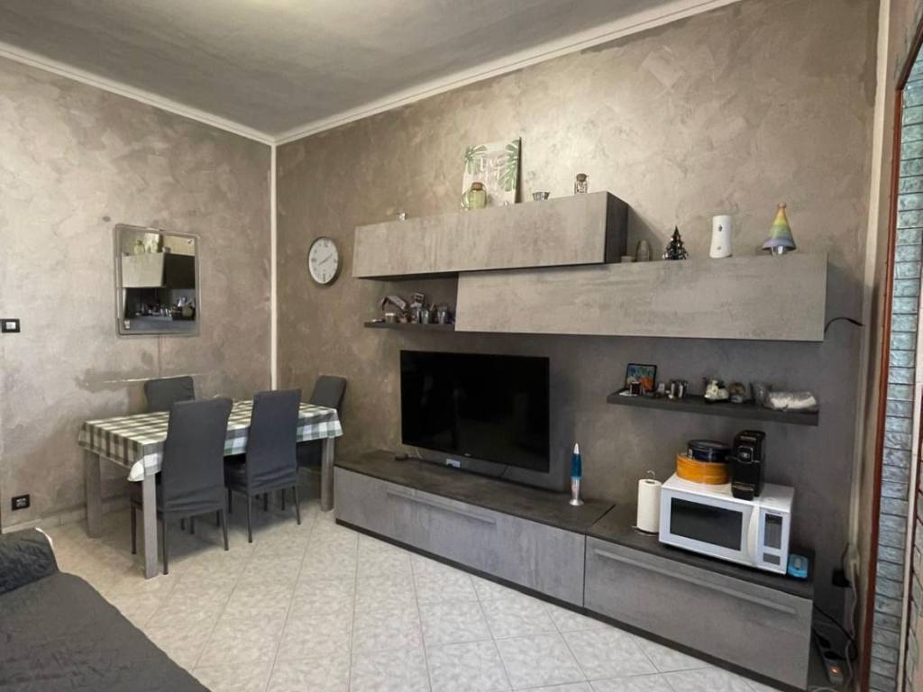 appartamento in vendita a Torino in zona Mirafiori Nord