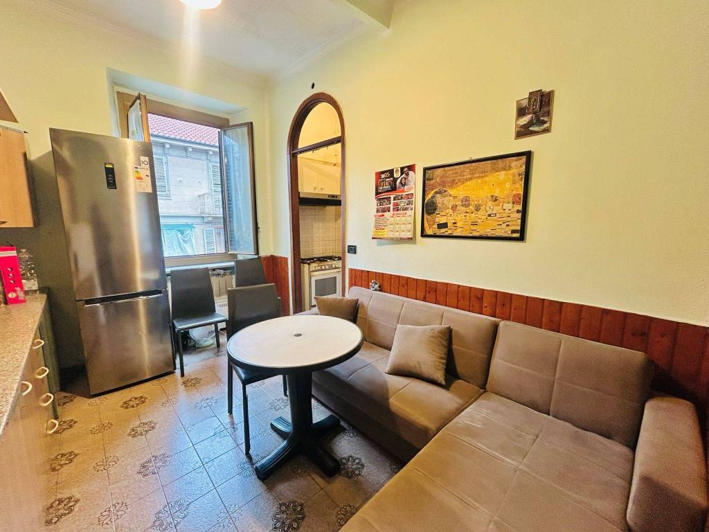 appartamento in vendita a Torino in zona Aurora