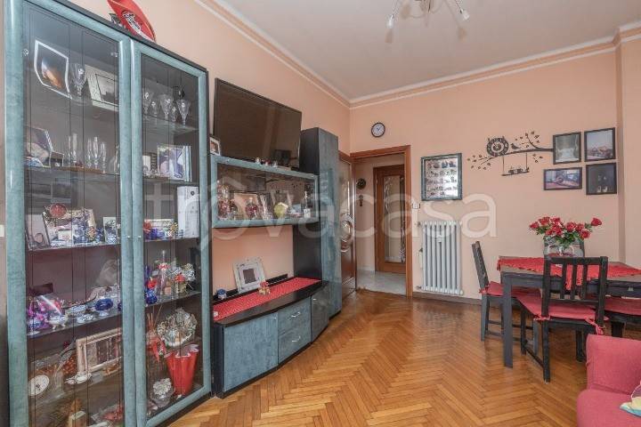 appartamento in vendita a Torino in zona Aurora