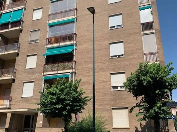 appartamento in vendita a Torino in zona Mirafiori Sud