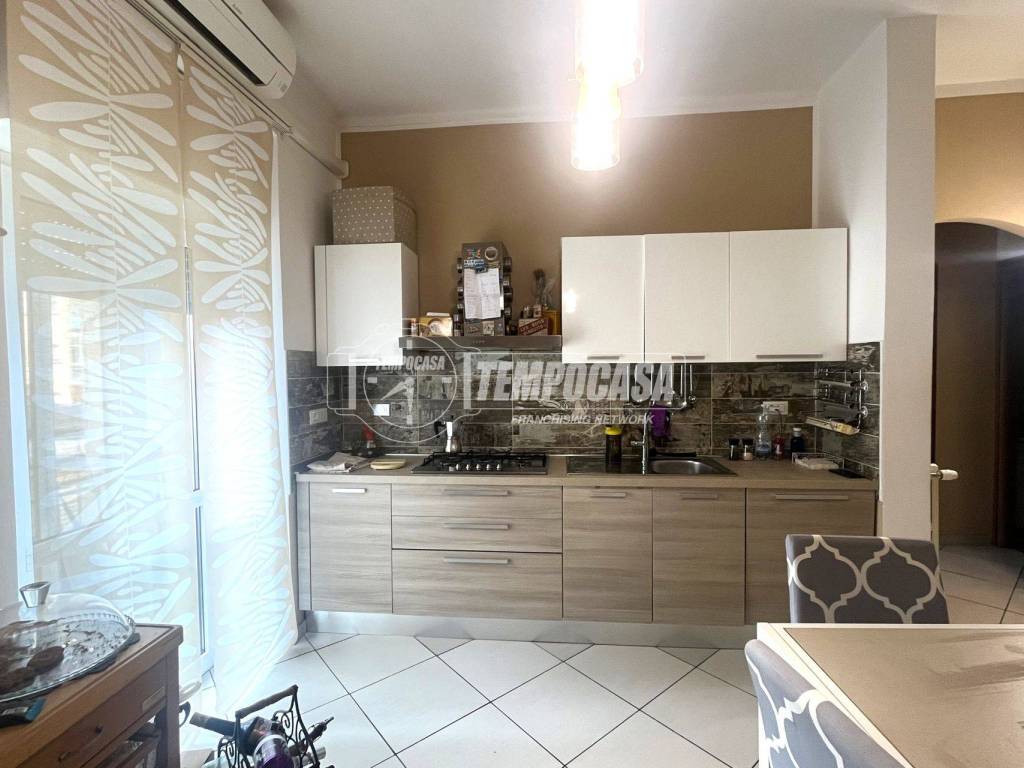 appartamento in vendita a Torino in zona Santa Rita