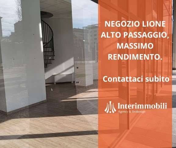 negozio in vendita a Torino in zona Borgo San Paolo