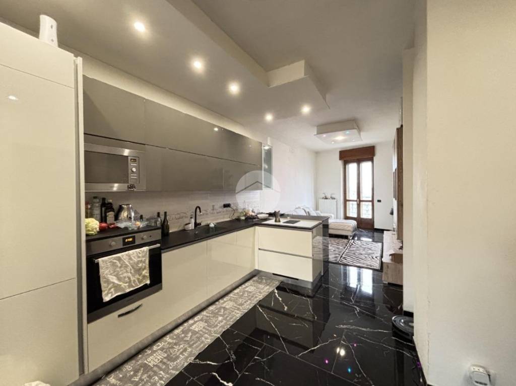 appartamento in vendita a Torino in zona Borgata Vittoria