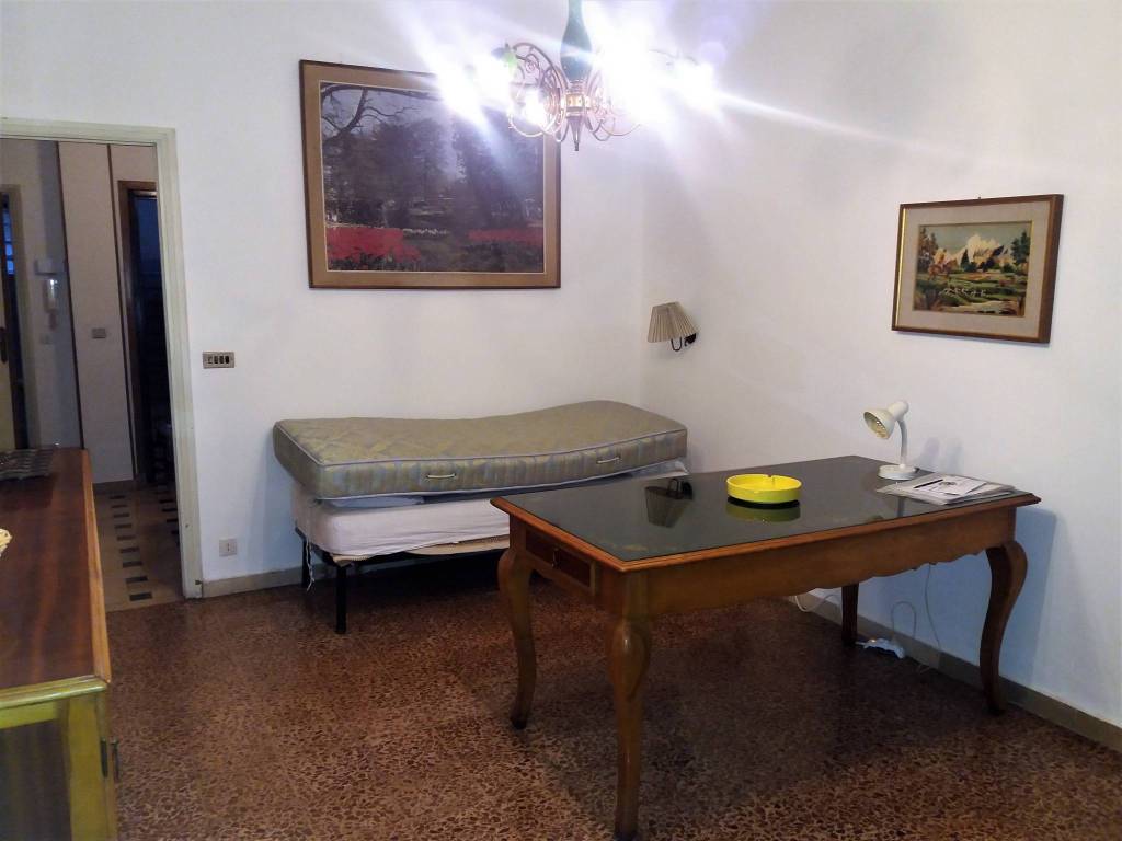 appartamento in vendita a Torino in zona Lingotto