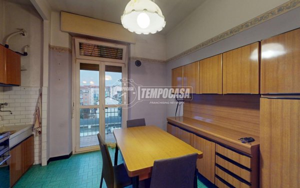 appartamento in vendita a Torino in zona Parella
