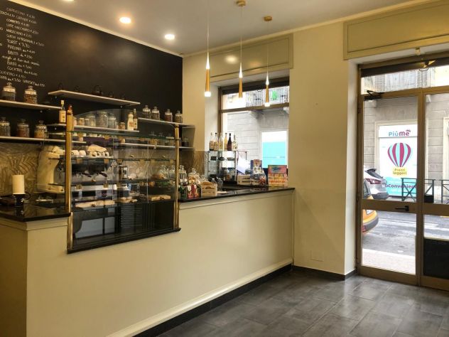 negozio in vendita a Torino in zona Borgo San Paolo