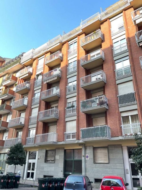 appartamento in vendita a Torino in zona Santa Rita