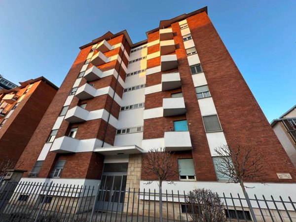 appartamento in vendita a Torino in zona Falchera