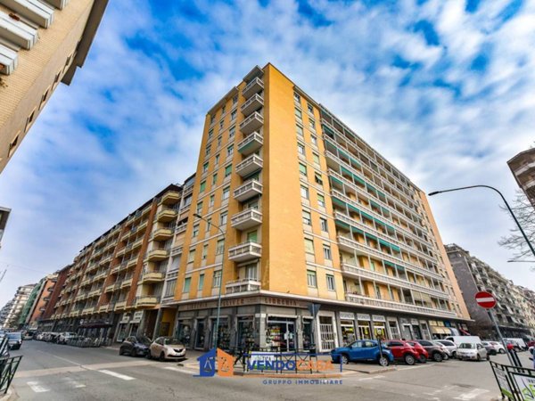 appartamento in vendita a Torino in zona Santa Rita