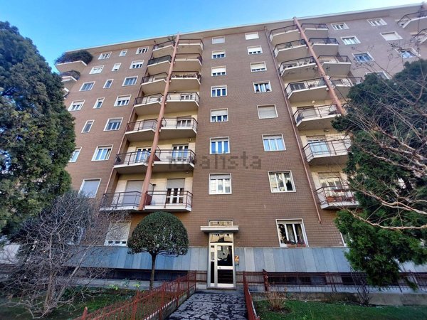 appartamento in vendita a Torino in zona Borgata Vittoria