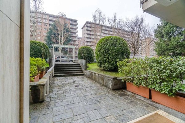 appartamento in vendita a Torino in zona Pozzo Strada