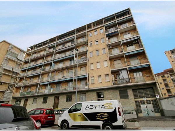 appartamento in vendita a Torino in zona Mirafiori Sud