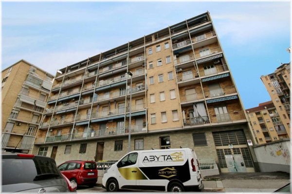 appartamento in vendita a Torino in zona Millefonti