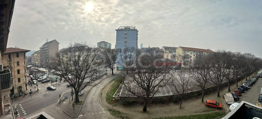 appartamento in vendita a Torino in zona Millefonti