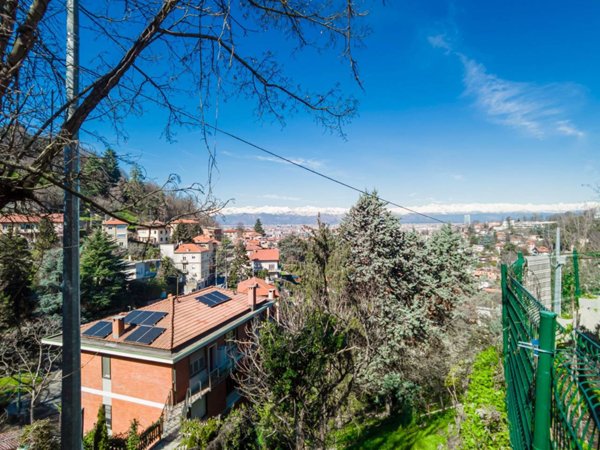 appartamento in vendita a Torino in zona Borgo Po