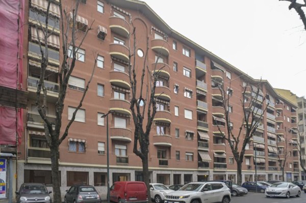 appartamento in vendita a Torino in zona Borgata Vittoria
