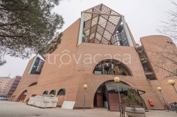 ufficio in vendita a Torino in zona Mirafiori Sud