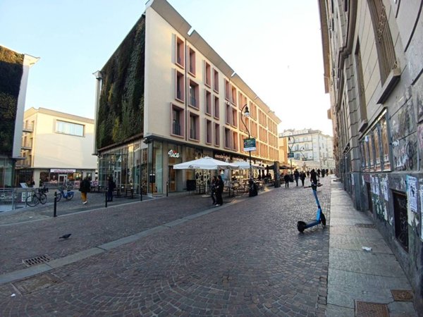negozio in vendita a Torino in zona Centro Storico
