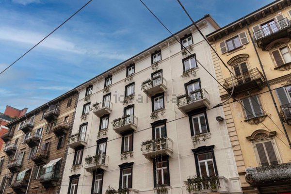 appartamento in vendita a Torino in zona Aurora