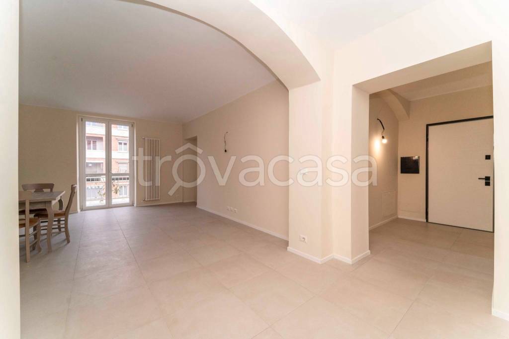 appartamento in vendita a Torino in zona Aurora