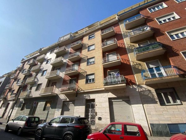 appartamento in vendita a Torino in zona Parella