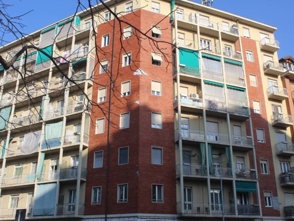 appartamento in vendita a Torino in zona Aurora