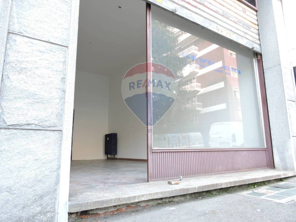 negozio in vendita a Torino in zona Campidoglio