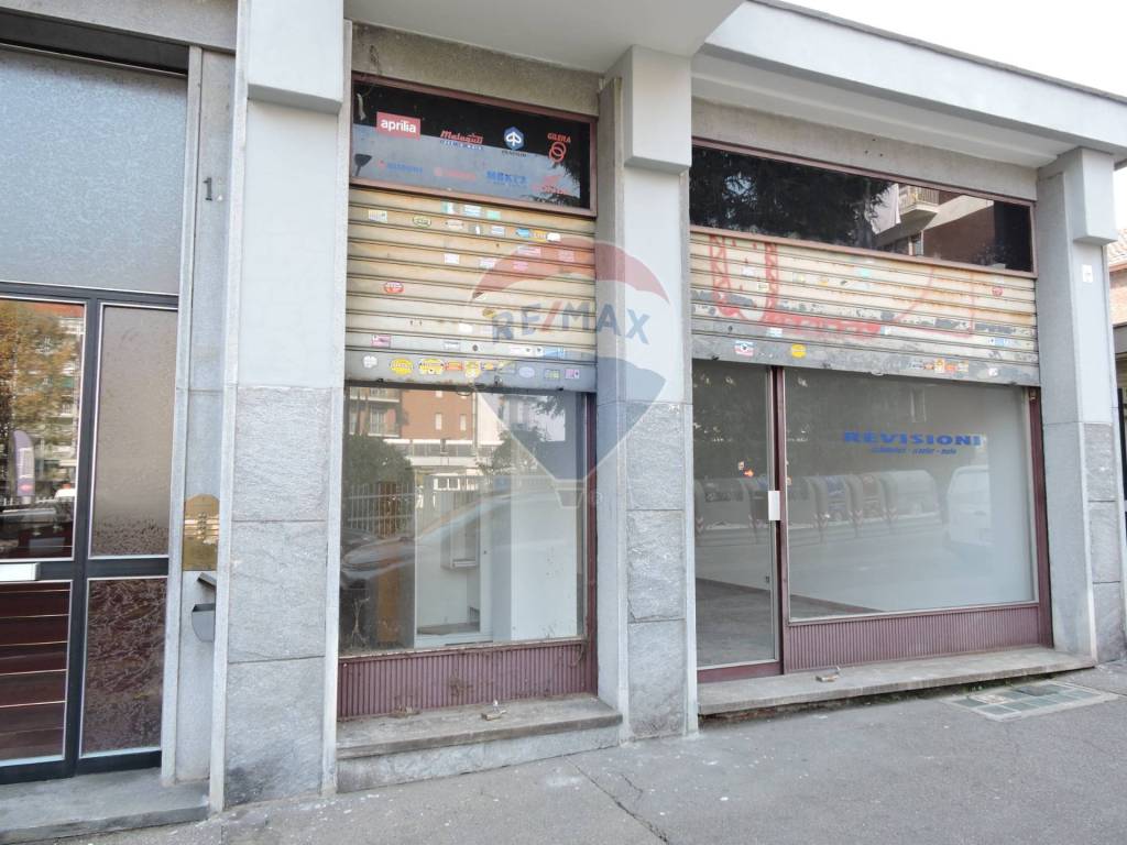 negozio in vendita a Torino in zona Campidoglio