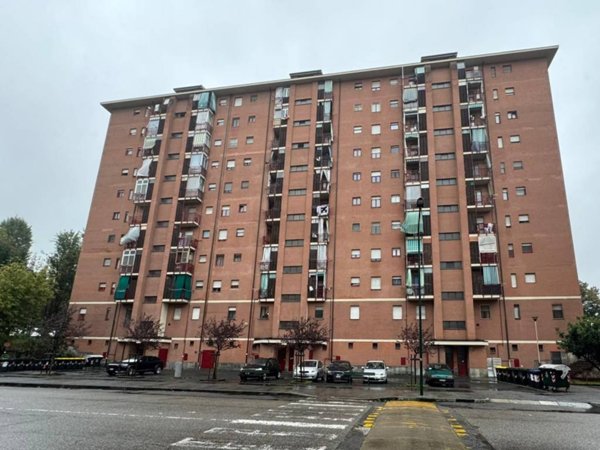 appartamento in vendita a Torino in zona Falchera