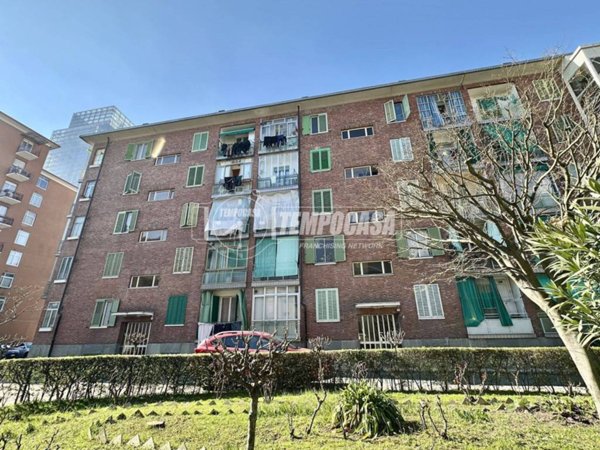 appartamento in vendita a Torino in zona Millefonti