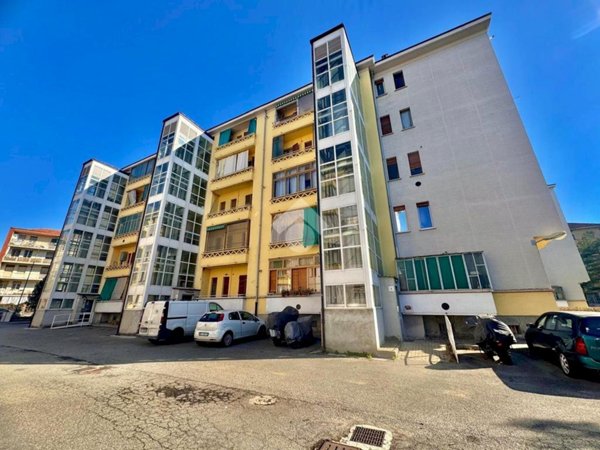 appartamento in vendita a Torino in zona Mirafiori Nord