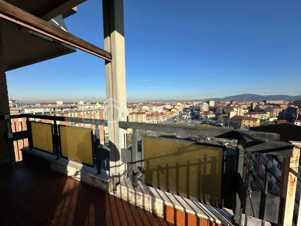 appartamento in vendita a Torino in zona Lucento