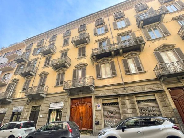 appartamento in vendita a Torino in zona Crocetta