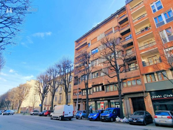 appartamento in vendita a Torino in zona Aurora