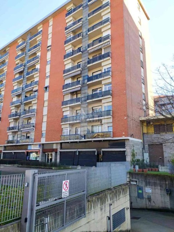 appartamento in vendita a Torino in zona Lingotto