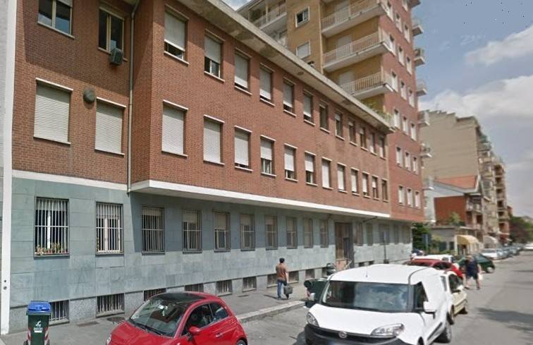 ufficio in vendita a Torino in zona Vallette
