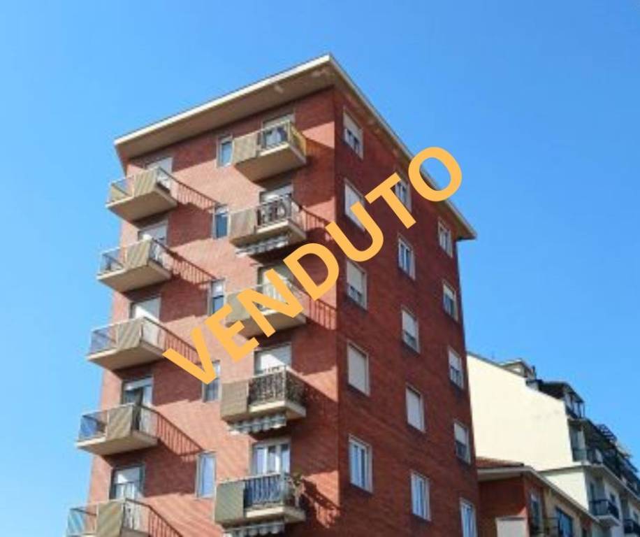 appartamento in vendita a Torino in zona Madonna di Campagna