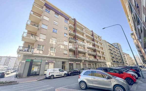 appartamento in vendita a Torino in zona Santa Rita