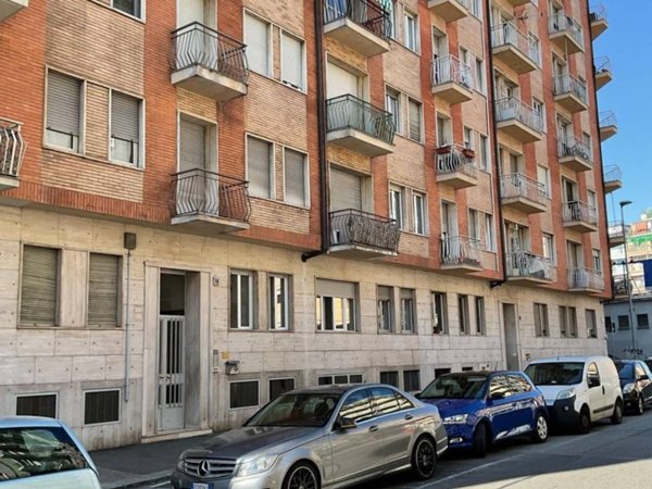 appartamento in vendita a Torino in zona Santa Rita