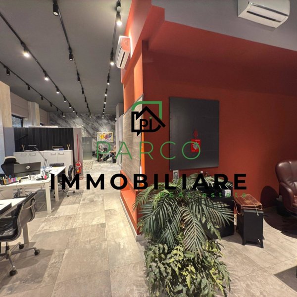 locale commerciale in vendita a Torino in zona Barriera di Milano