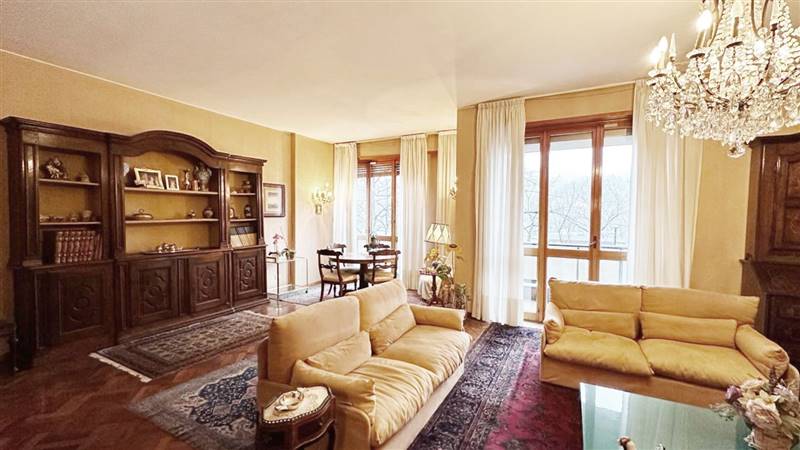 appartamento in vendita a Torino in zona San Salvario