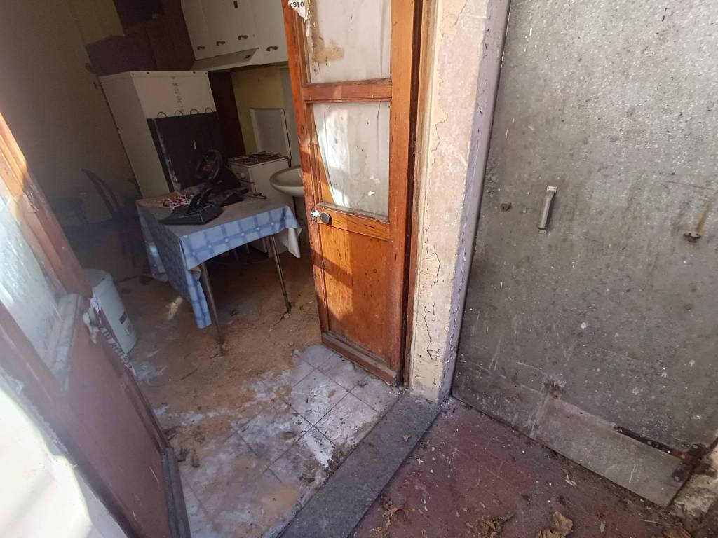 locale di sgombero in vendita a Torino in zona San Salvario
