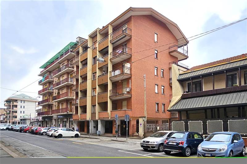 appartamento in vendita a Torino in zona Pozzo Strada