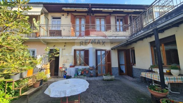casa indipendente in vendita a Torino in zona Barca