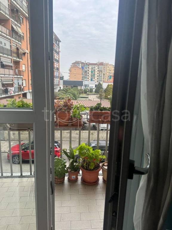 appartamento in vendita a Torino in zona Rebaudengo