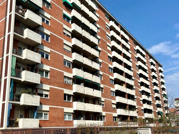 appartamento in vendita a Torino in zona Santa Rita
