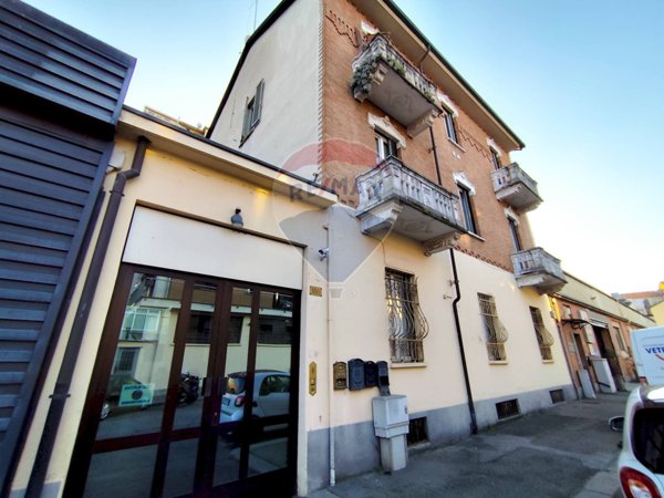 casa indipendente in vendita a Torino in zona Borgo San Paolo